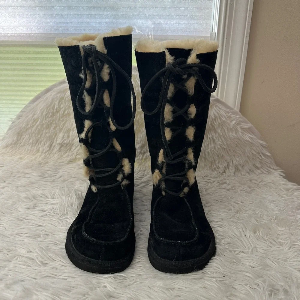 Ugg Uptown Women's Black Leather Sheepskin Shearling Lined Tall Boots sz 7